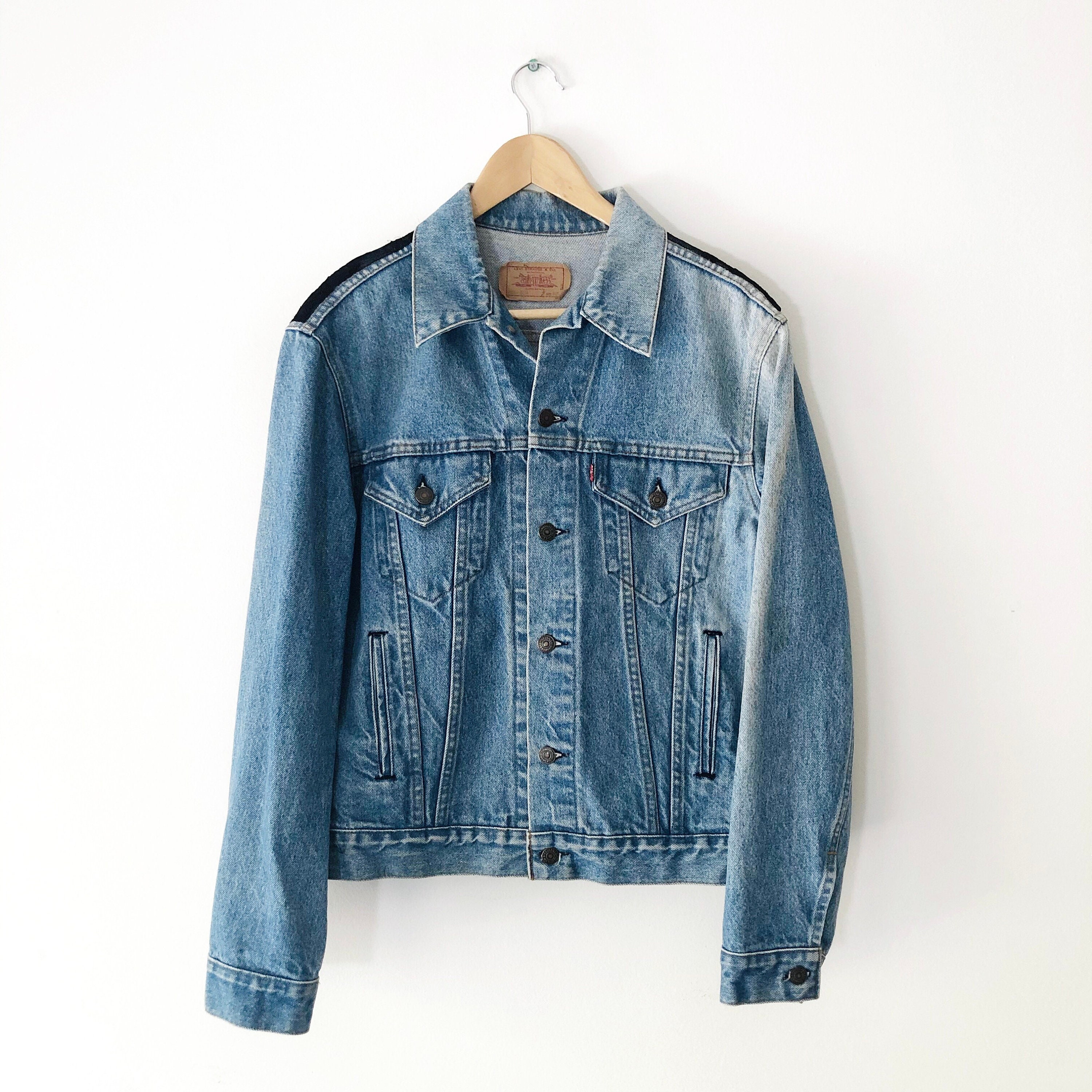 美品即決!LEVI'S® VINTAGE DENIM JACKETS Vintage Levi's Black Lace Blue Denim Jacket, Size 42 (large
