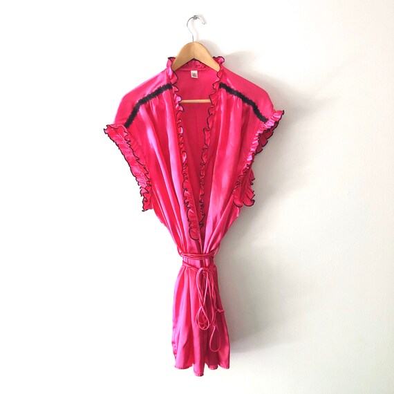 Vintage 90s Fuchsia Pink Short Sleeve Ruffle Robe,