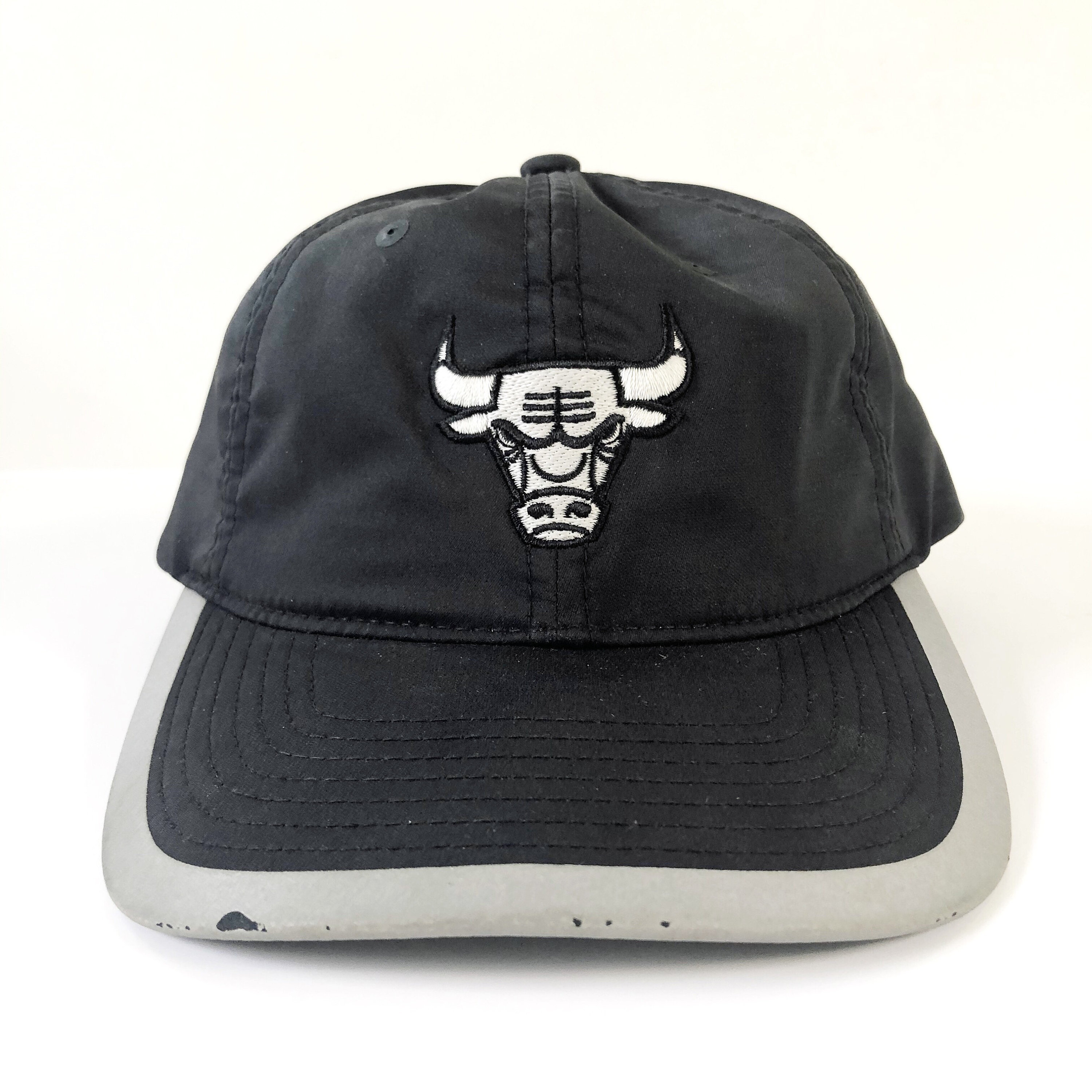 Mitchell & Ness, Accessories, Gorra Mitchell Ness Two Colors Chicago Bulls