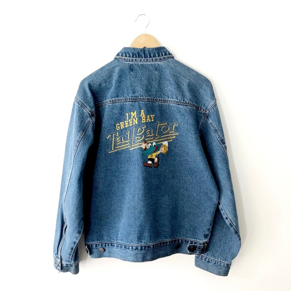Vintage 90s Embroidered Green Bay 