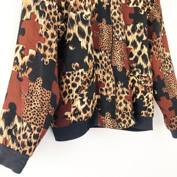 Vintage 90s Cropped Leopard Puzzle Print Bomber J… - image 5