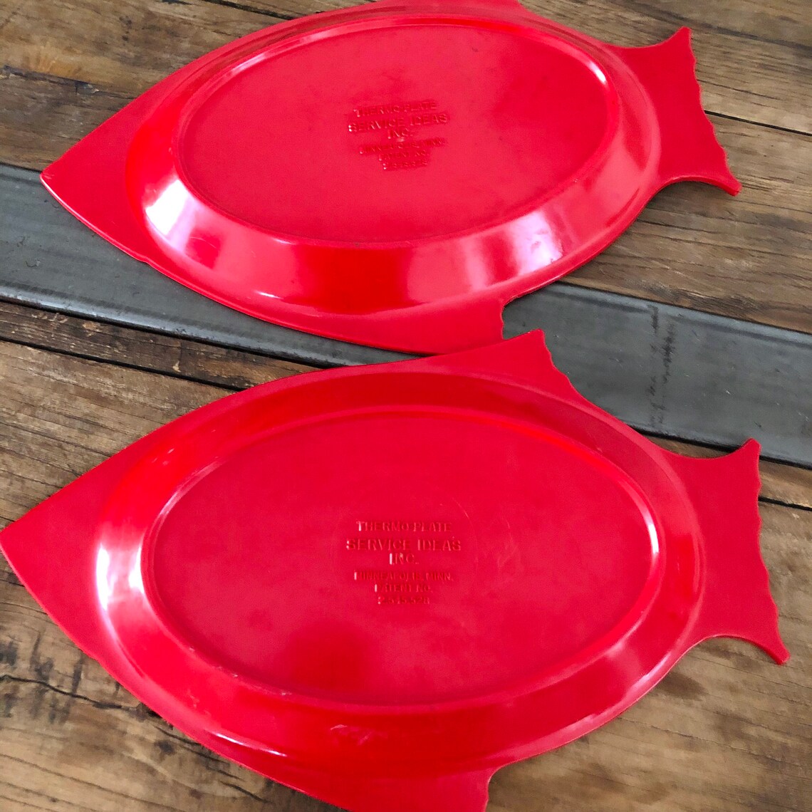 Vintage 1950s Set of 2 Rare Oversized Red Plastic Fish Plates Etsy