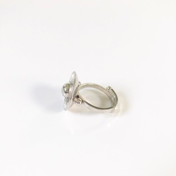 nff☆oyster pearl ring Vintage Silver Tone Oyster With Pearl Ring, Adjustable Size