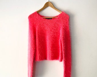hot pink sweater canada