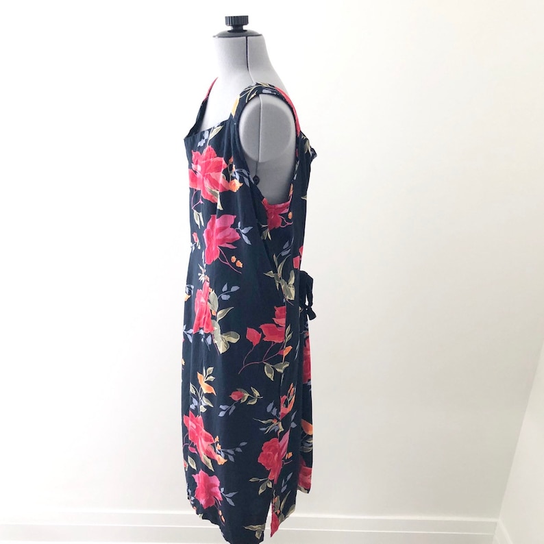 Vintage 90s Floral Print Sleeveless Dress with Tie Back Size L