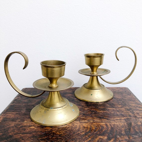Vintage Set of 2 Rustic Brass Chamberstick Candle Holders With Large Curved  Handles 