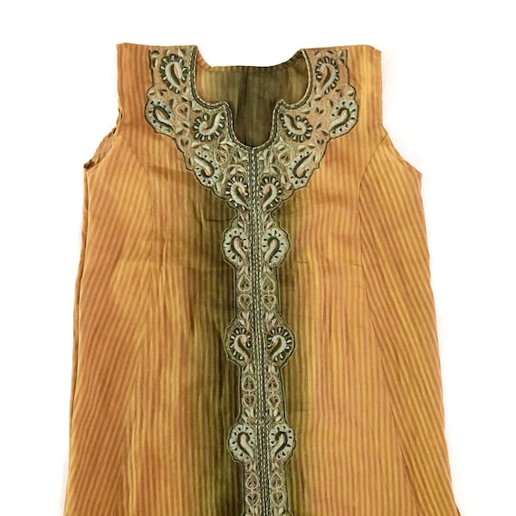 Vintage Sheer Brown and Green Ombre Embroidered Ma