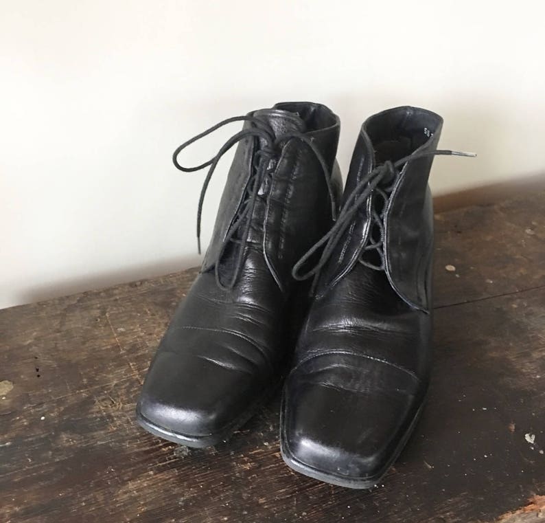 90s ankle boots