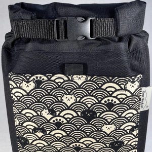 Seigaiha Cats Bouldering Chalk Bucket