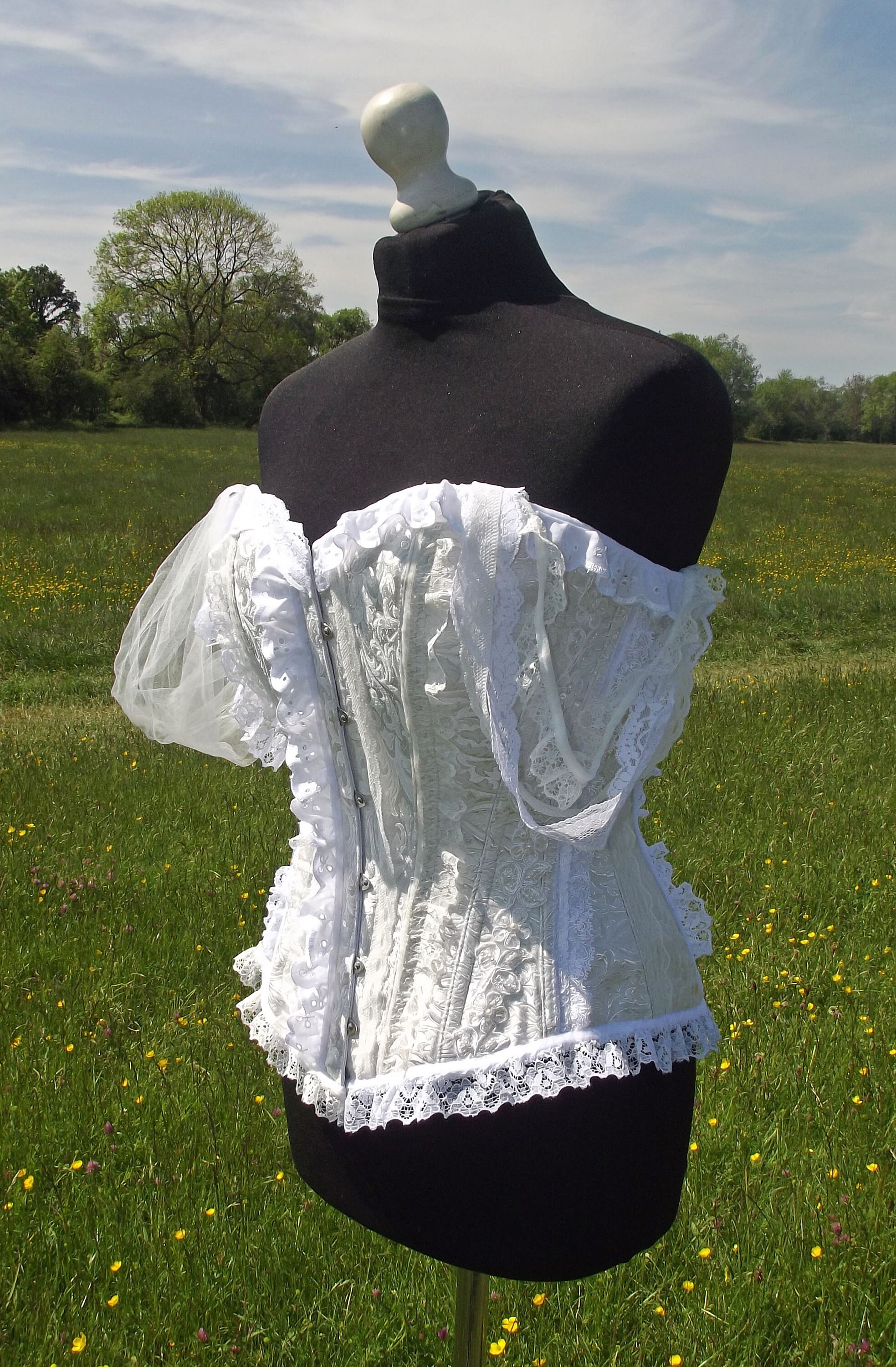 Classic Romantic Vintage Style Corset- Ivory White Lace Wedding Corset