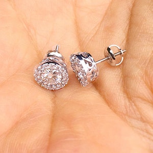 Orecchini vintage rotondi con diamanti e moissanite creati in laboratorio, placcati in oro bianco 14 carati, orecchini a cerchio forati in vero argento, regalo di Natale per donna - Italia