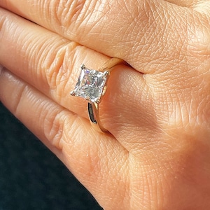 GIA Certified Natural Princess Cut Diamond Solitaire Engagement Rring Deco Bridal Wedding Solitaire Prong Setting 14k Solid Yellow Gold 1.50
