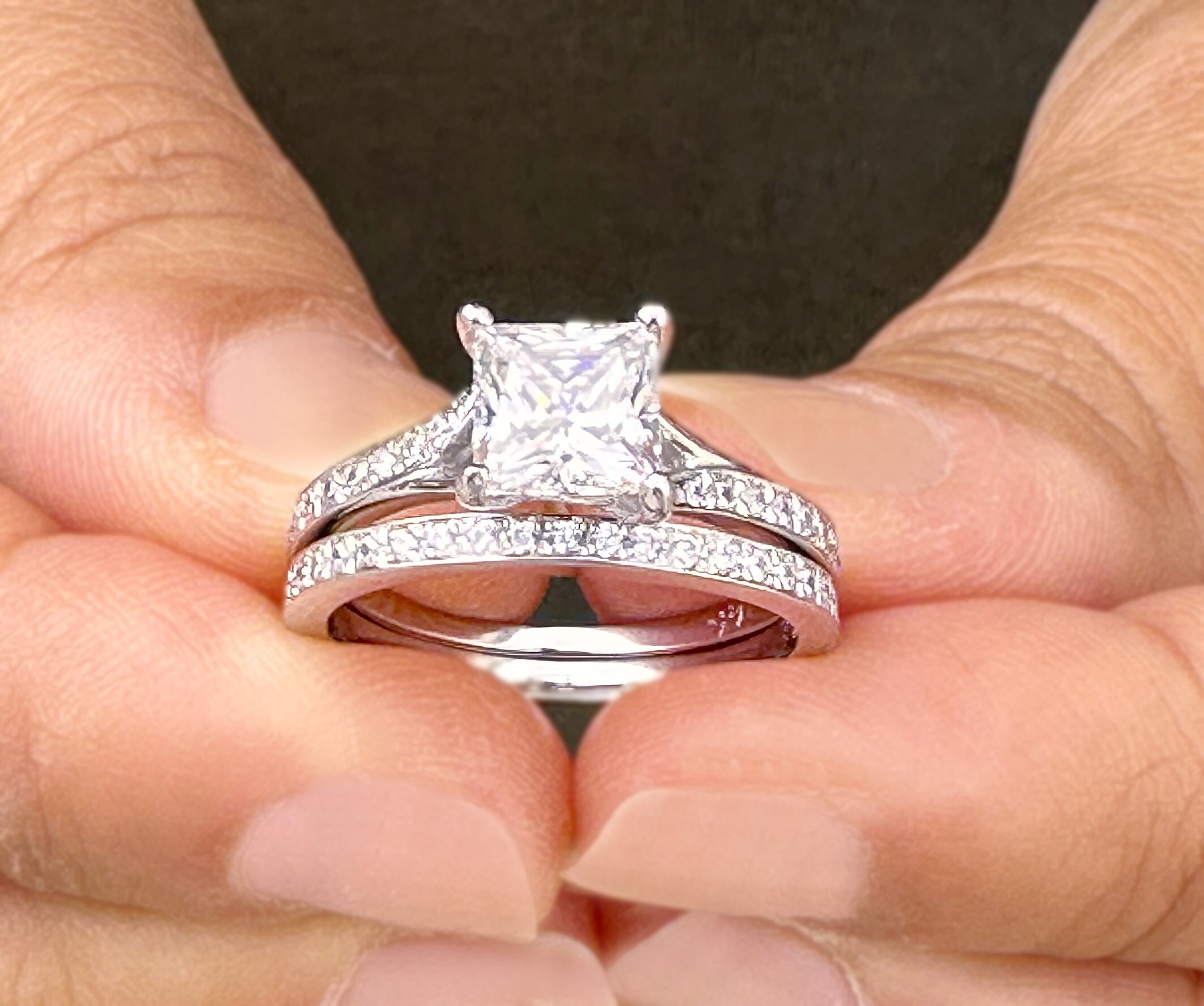 Set Fedi Nuziali Donna Mameloly 2 Ct Zirconia Cubica Taglio Principessa - Placcato Oro Bianco - Misura 4-12 - 2