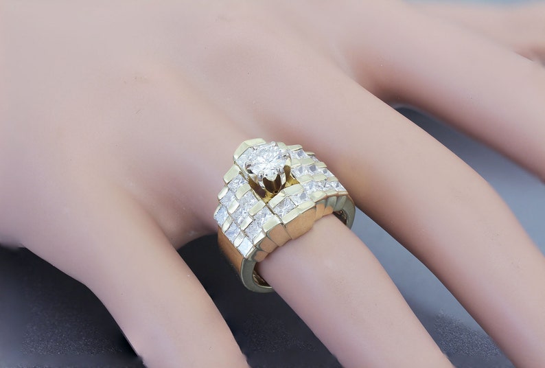 14K Yellow Gold Round and Princess Cut Diamond Engagement Ring - Etsy