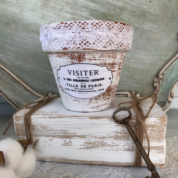 French Farmhouse Chalk Paint aged 4 or 6 inch Clay Pot Visiter label with Lace