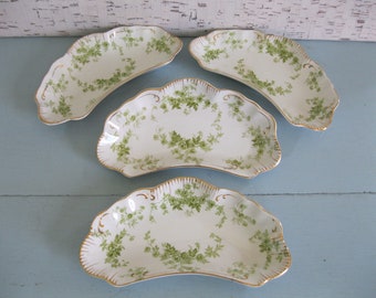 Alfred Meakin Antique Crescent Bone Plates / Royal Semi-Porcelain Made in England Bone Plates / Pattern: Windermere Set of Four Plates