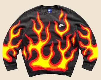 1 of 1 reworked / upcycled Nike flame cut&sewn size L