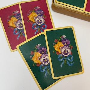 Vintage Jägergrün und Wein Blumen Spielkarten 4 Einzelkarten mit Goldrand für Junk Journal Ephemera Geschenkanhänger Verpackung Blumen