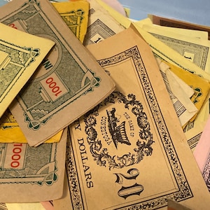 25 billetes vintage de Parker Bros. Monopoly, Life, Easy Money!, efímeras, presupuestos infantiles, diarios basura, collages, adornos de técnica mixta.