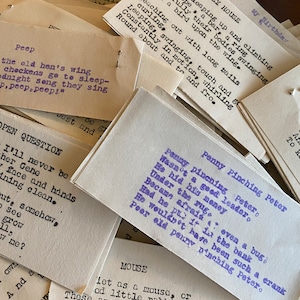 Vintage getippter Mimeograph Kopien von Vorschulkindern, Gedichten und Versen zum Einfügen in Kunstaktivität Scrapbook Poesie Geschichten Kinderreim
