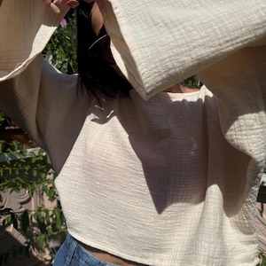 Organic Cotton Muslin Crop Blouse – Bone White Wide Sleeve Top – Cozy Autumn Outfit – Cottagecore Holiday Style