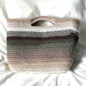 Handgemachte häkeln Tote Bag - Gehäkelte Tragetasche aus Baumwollmischung - Gestreifte häkeln Markttasche