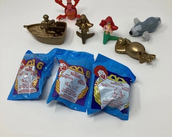 Vintage McDonald’s little mermaid set of  9 some mint in package! 1996