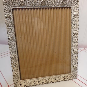 Gold Filigree Picture Frame - White Washed Photo Frame - 24-253