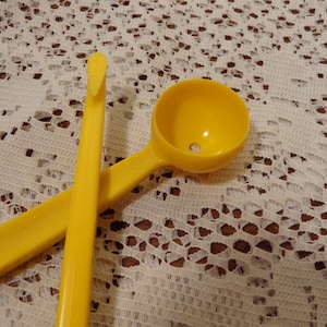 Tupperware Melon Baller e Citrus Tool - Amarelo Tupperware Gadgets - 21-151