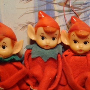 Enfeites de Natal de elfo vintage - Enfeites de elfo para abraçar os joelhos - Vendidos separadamente - 24-121A