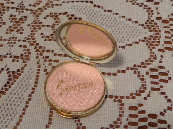 Vintage Stratton Blue and Gold Floral Powder Comp… - image 4