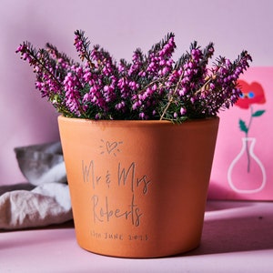 Personalised Mr And Mrs Terracotta Plant Pot, Wedding Gift Flower Pot, Personalized Couples Flower Pot, Engraved Wedding Plant Pot