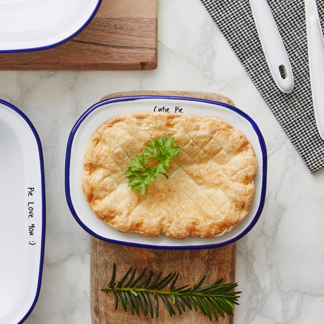 Buy Personalised Message Enamel Pie Dish Online in India