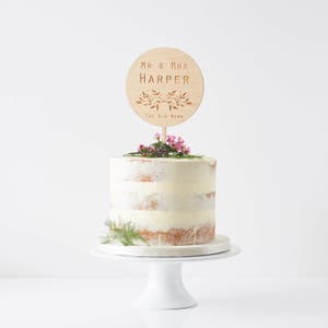 Gegraveerde botanische gepersonaliseerde bruidstaart topper