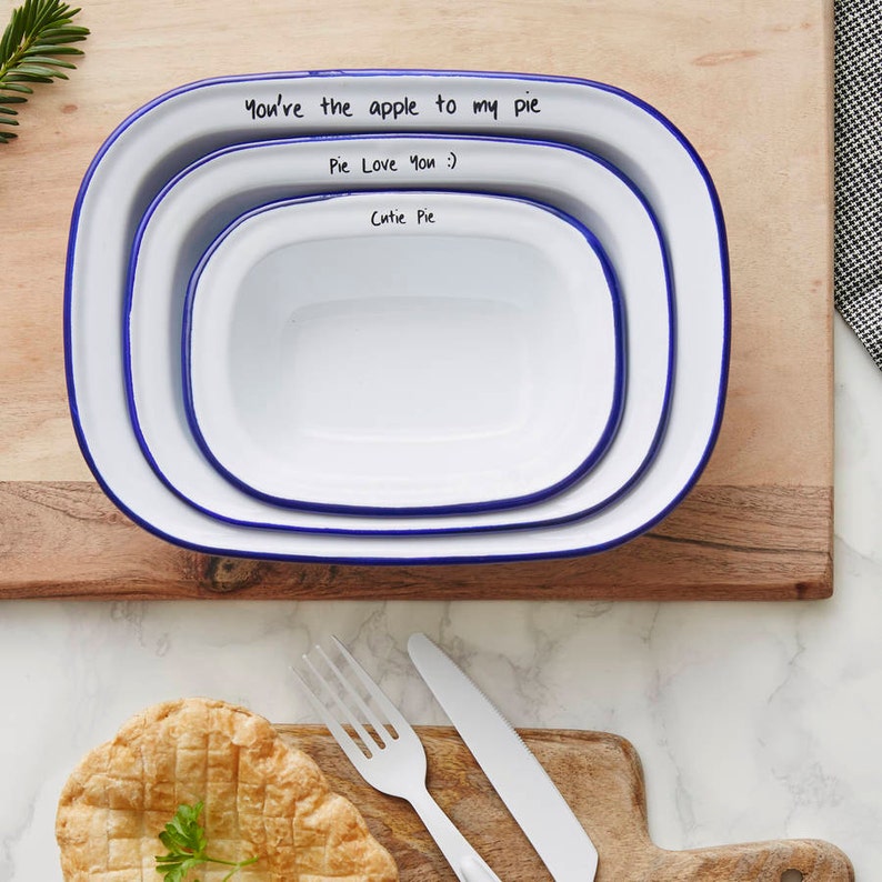 Personalised Message Enamel Pie Dish Set Of 3 (1 Of Each)