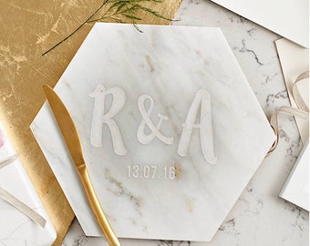 Tabla de servir de mármol personalizada para parejas