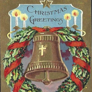 Cloche dorée avec croix dans une couronne de houx en relief Carte postale de Noël ancienne en relief 25 décembre 1911