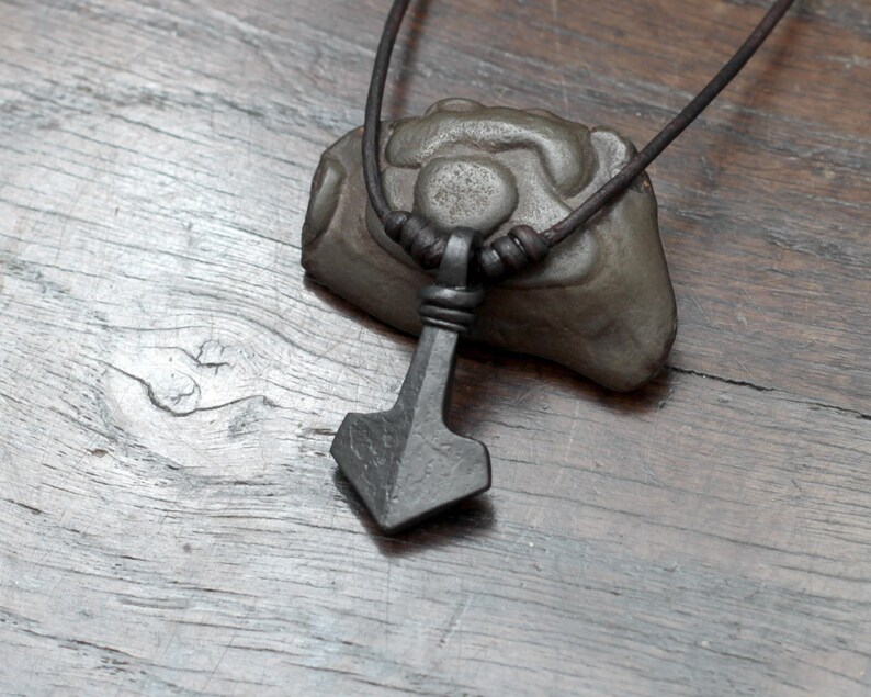 Small Iron Mjolnir Pendant Thors Hammer Image 0