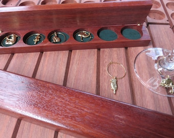 Australian Wildlife Wine Set | Gold Native Animal Keepsake, Handcrafted Jarrah Box, Unique Australian Gift
