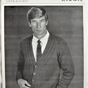 Knitting Pattern Trio Knits No. 910 Man&#39;s Cardigan