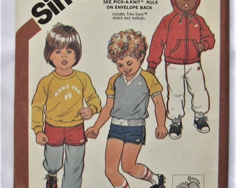 Simplicity Pattern 5591 Hang Ten Child's Jacket, Sweatshirt, Top, Pants or Shorts Sizes 4-5 Medium