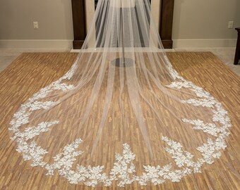 Wedding Veil Lace Bridal Veil Embroidered Lace Veil Cathedral veil Chapel veil