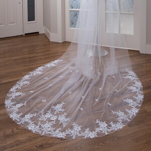 Wedding Veil Lace Bridal Veil Embroidered Lace Veil Cathedral veil Chapel veil