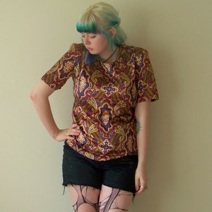 Anni &#39;70/&#39;80 Satiny Paisley Psichedelico Groovy Hippy Boho Mod Top S