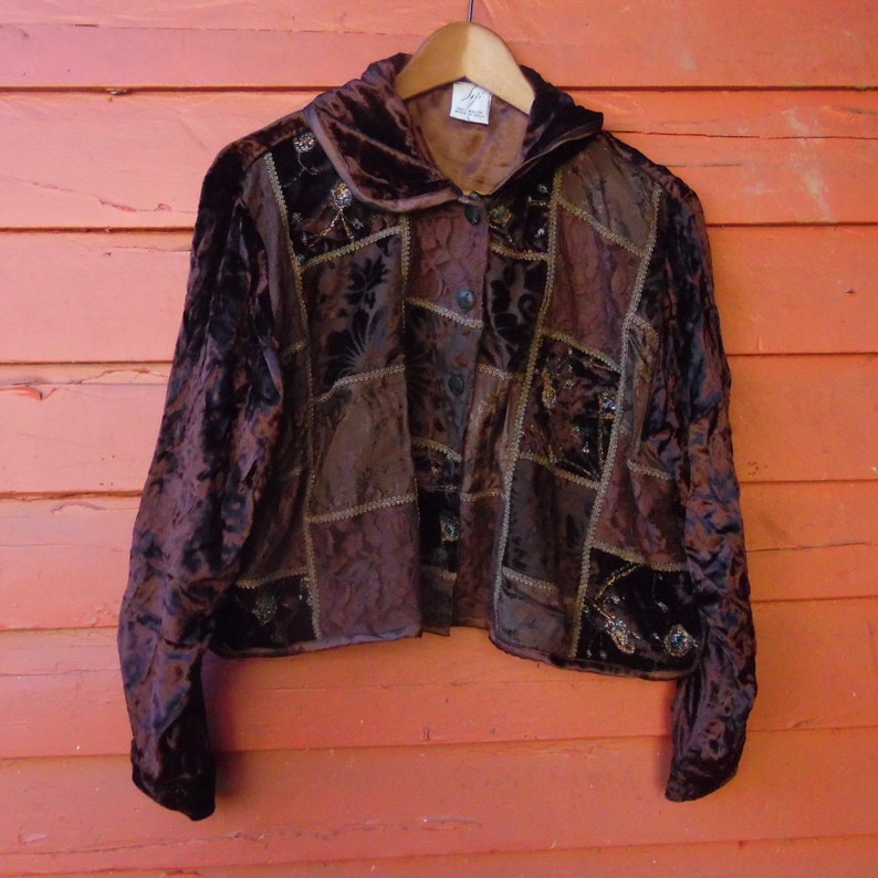 80s90s Velvet and Lace Black Patchwork Gothic Babydoll Boho Cropped Peter Pan Blazer L