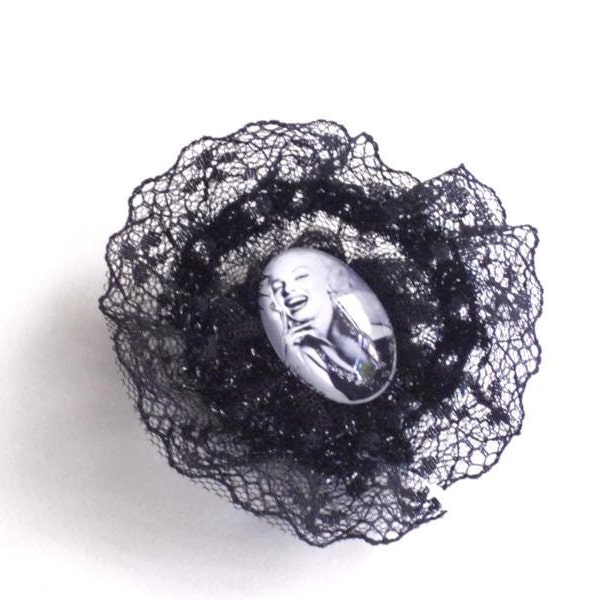 Marilyn Monroe Black lace  retro brooch, black, broch, party, retro, lace, women , girl, accessories