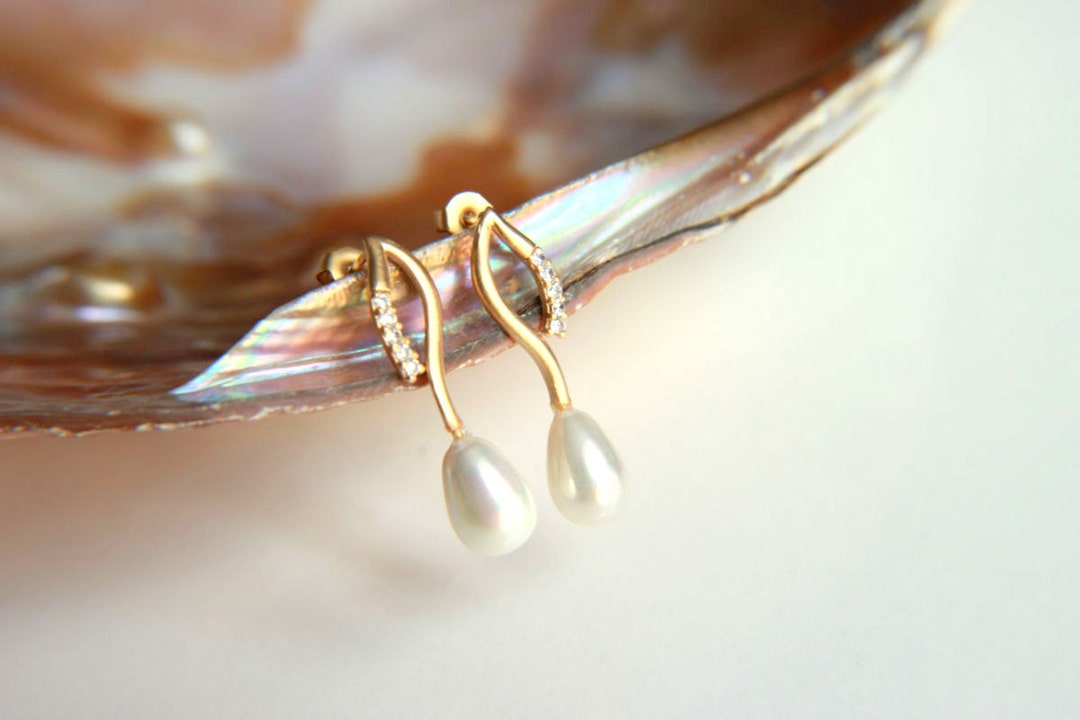 Earrings:gold Plated Brass Earring Hooks With White Pearls - Etsy