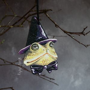 Double sided wooden toad hanging decoration. Tom the toad. Vintage style Halloween