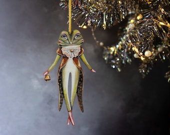 Cyril the frog hanging decoration, vintage style. Perfect as a Christmas decoration or displayed all year round