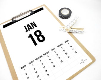 printable calendar in the middle 2019 calendar monthly etsy